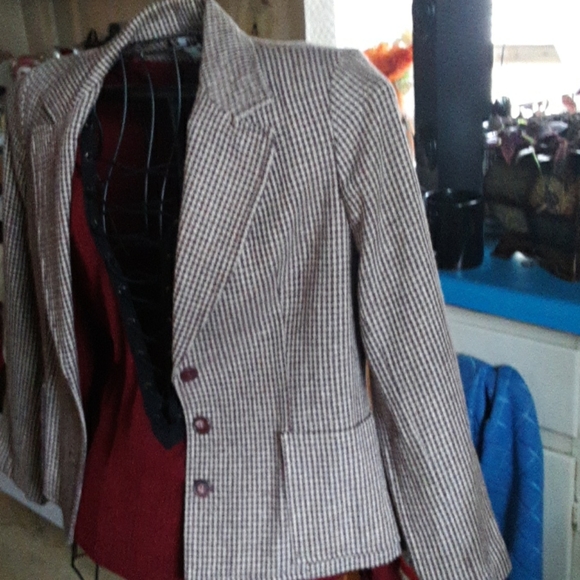 Jacket - Picture 6 of 8